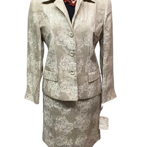 Harve Benard Linen Suit